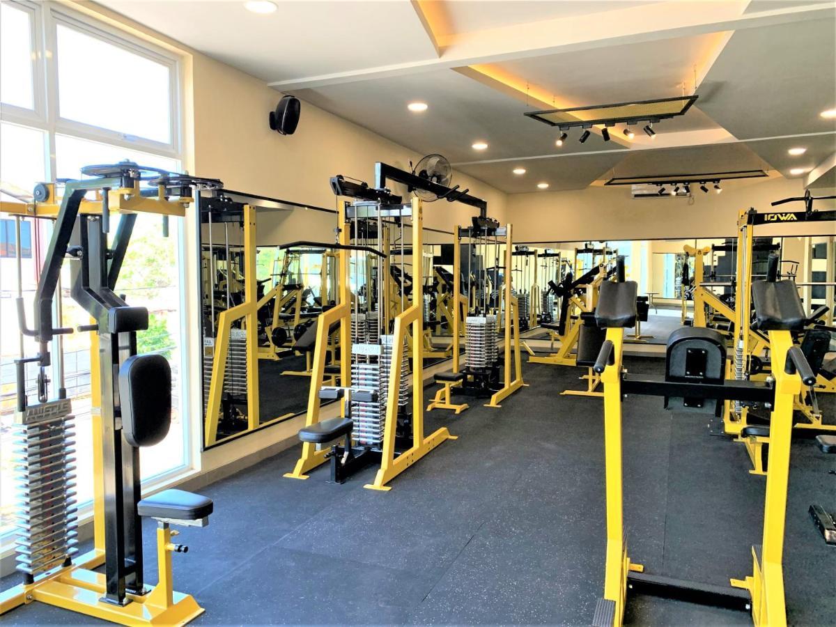 Dee Mansion Hotel Денпасар Екстериор снимка